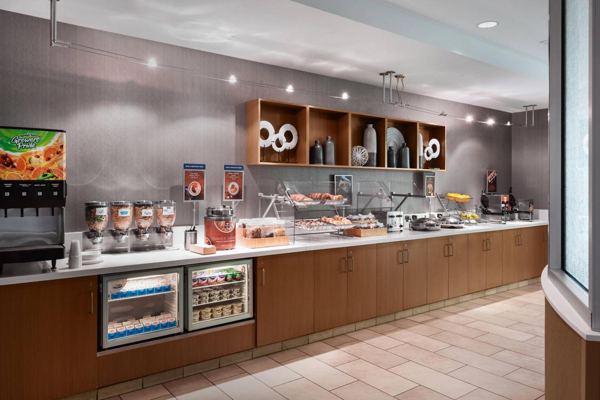 Springhill Suites By Marriott Syracuse Carrier Circle Източна Сиракуза Екстериор снимка