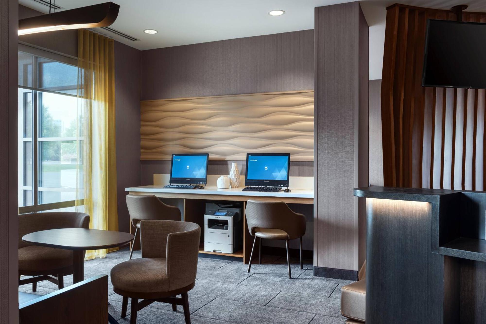 Springhill Suites By Marriott Syracuse Carrier Circle Източна Сиракуза Екстериор снимка